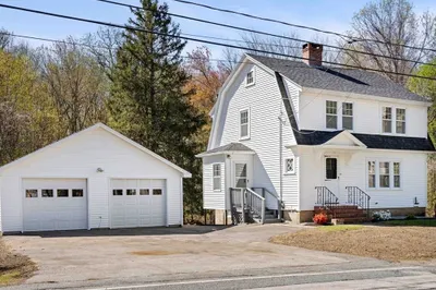 15 Middle Rd