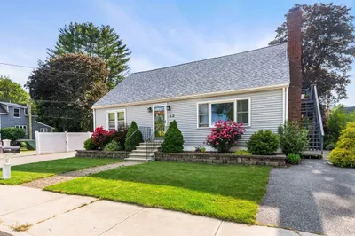 19 Maple St