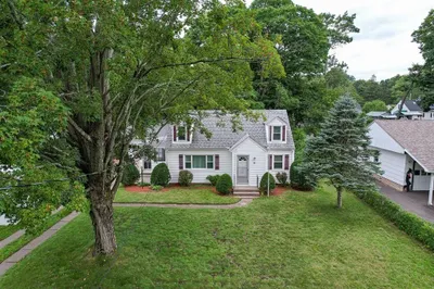 25 Fernwood Rd 1
