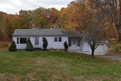 40 Princeton St 1
