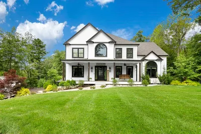 5 Hartford Ave W Ave 1