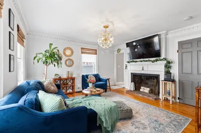 18 Williams St #2 1