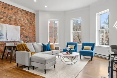 6 Columbus Sq #2