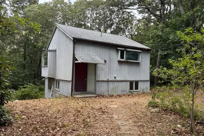 10 Putnam Way