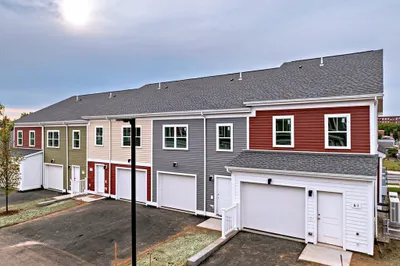 55 Morris Street #203 1
