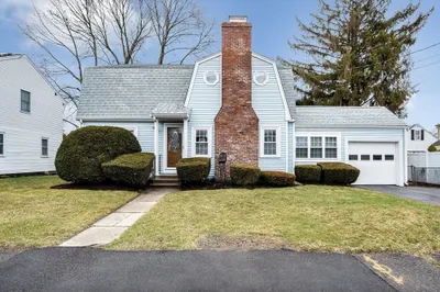 9 Allen Rd