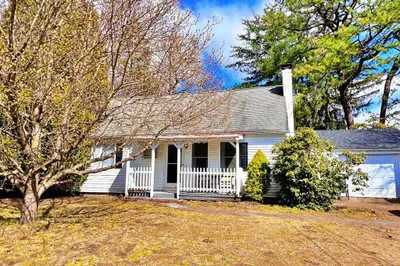 13 Grattan St