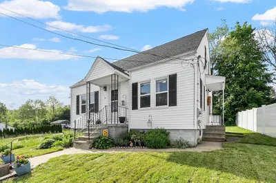 41 Greenwood Pl 1