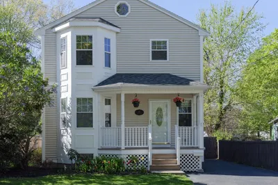 23 Baker Pl 1