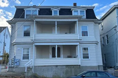 105 Park St #7