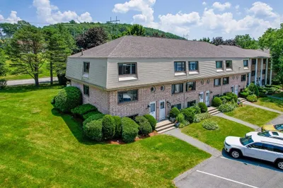 226 Farrwood Dr #226