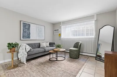 15 Staples Ave #12 1