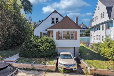 65 Montvale St 1