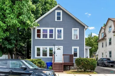 65 Hollywood St