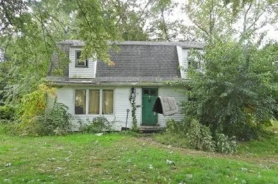 7 Linden Street 1