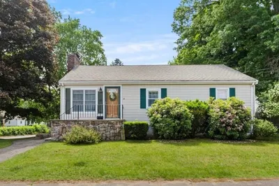 16 Beaver Park Road 1