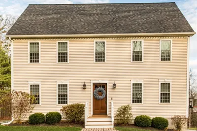 43 Ragged Hill Rd 1
