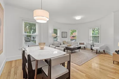 1 Auburn Ct #1