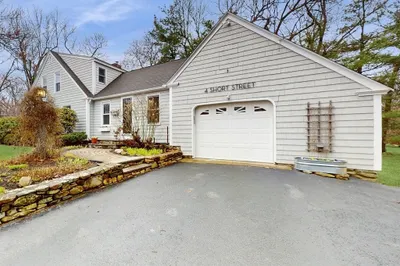 4 Short St 1