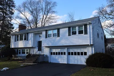 11 Julia Rd 1