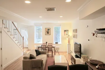 52 Appleton Street #1