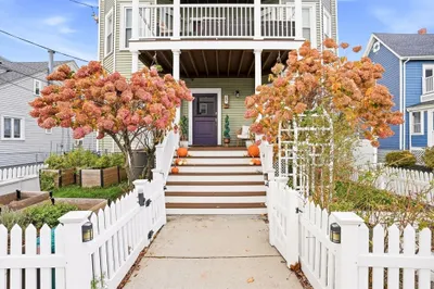 28 Pearl Ave #3