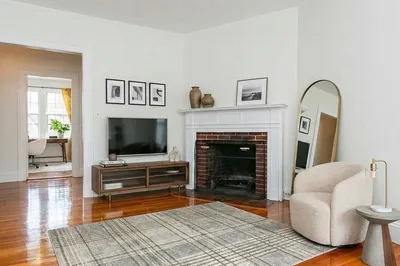 32 Shepard Street #33