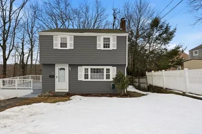 1 Beechmont Ter 1
