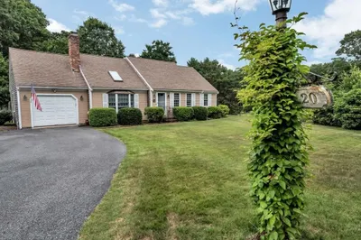 20 Widow Coombs Walk 1