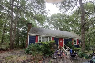 2 Elizabeth Ln 1