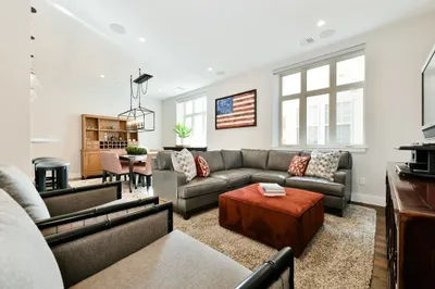 225 Dorchester St #10