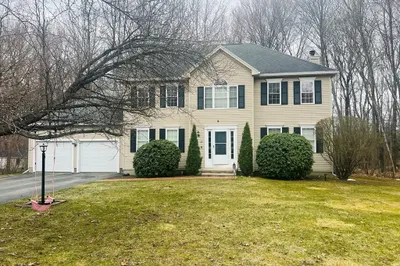 12 Coldbrook Rd 1