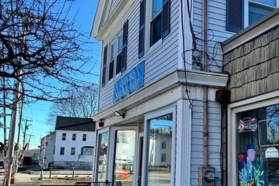 7 Sutton Avenue #A