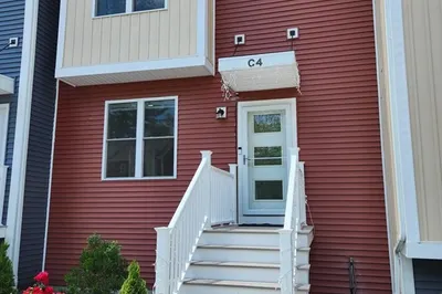 680 Temple Street #C4 1