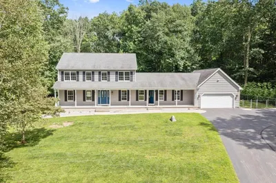 26 Chadbourne Cir