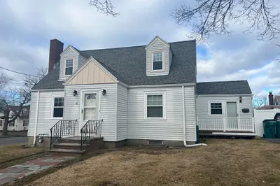 87 Starrett Road 1