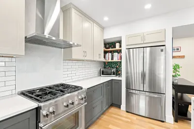 34 Heath St #3 1