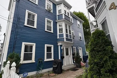6 Northey St #3 1