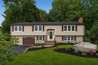 14 Travis Dr 1