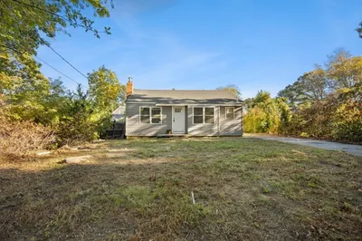 15 Cochituate Rd 1