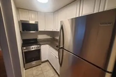 40 Bigelow St #4