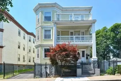 17 Michigan Ave #2