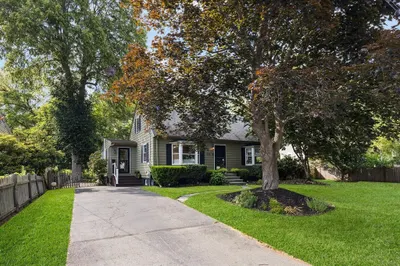15 Appleton Park