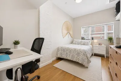 28 Cooper St #1