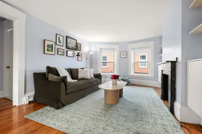 46 Harvard St #3