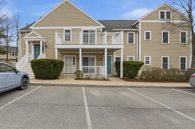 203 Allerton Commons Ln #203