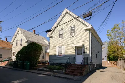 14-20 Randall Ave 1