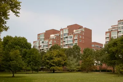 975 Memorial Drive #403 1