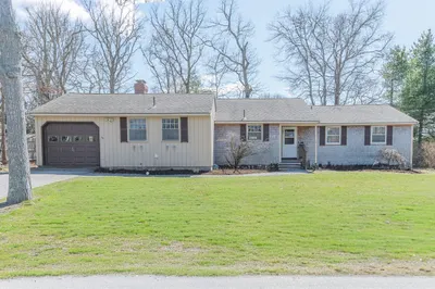 84 Portside Circle 1