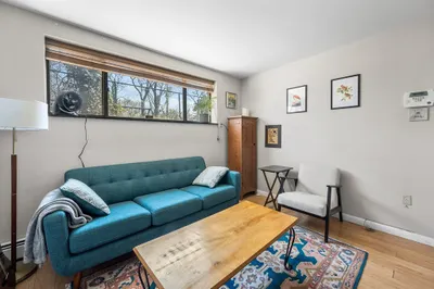 5 Centre St #11 1